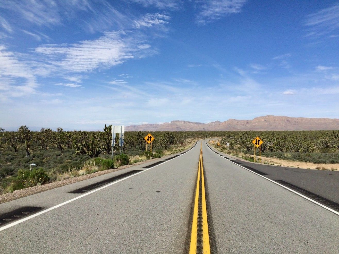 Road, mountains, Arizona Joshua's Tree Forest, Meadview, Arizona, United States